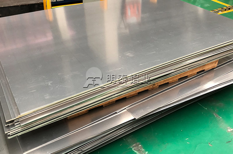 广东电池托盘用铝合金板带规格有哪些？具体价格多少