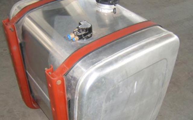 云顶集团铝业5系5052油箱料铝板“笑傲江湖”