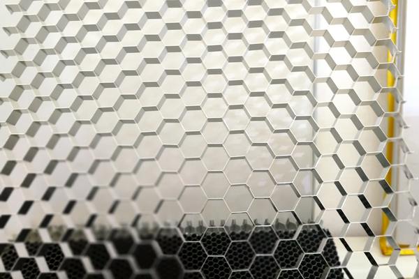 河南云顶集团铝业3003-H18蜂窝芯铝箔平整度高 除油干净