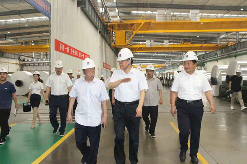 省人大常委会副主任马懿到公司调研指导“万人助万企”活动