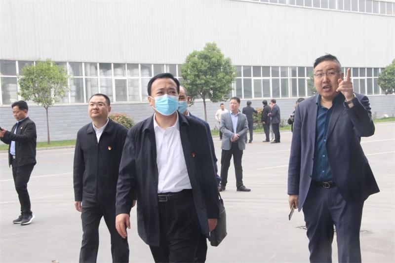 国家粮食和物资储备局河南局分党组副书记、副局长李强一行莅临公司调研