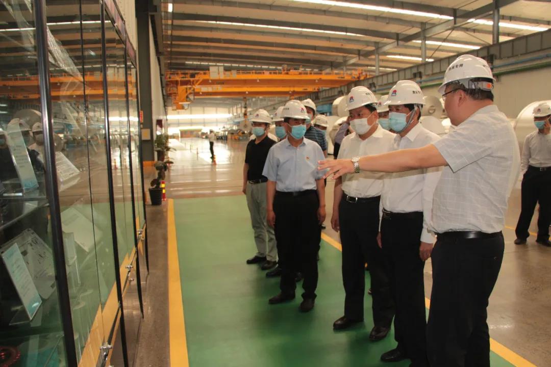 洛阳市政府观摩考察团莅临云顶集团科技参观考察