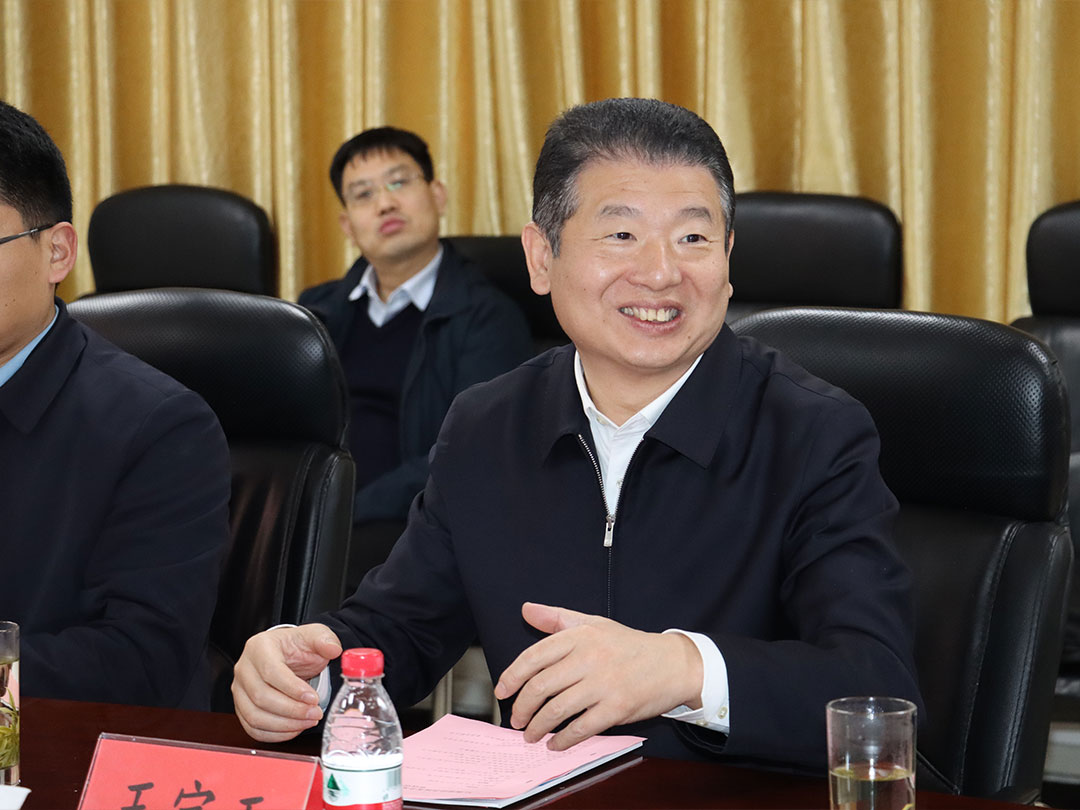 林州市委书记王宝玉一行到云顶集团铝业考察指导