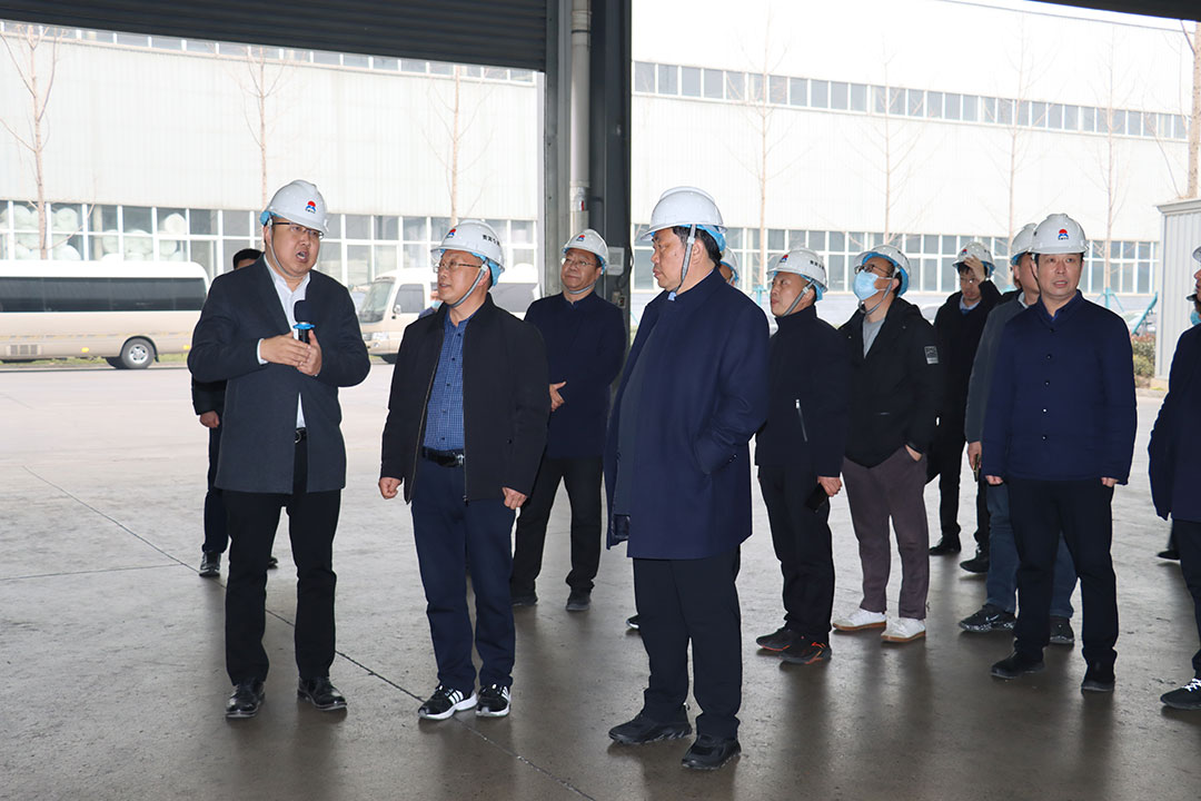 西峡县领导一行到云顶集团铝业参观考察