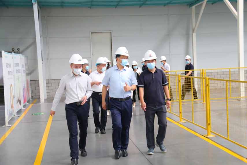 郑州市政协党组书记、主席杜新军一行莅临明晟新材参观调研