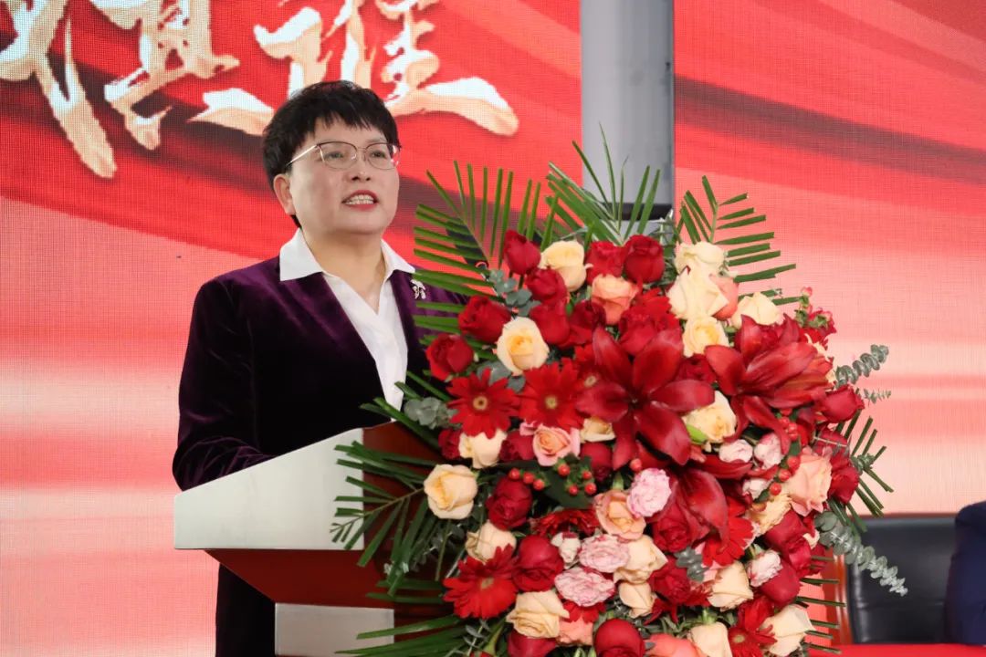 凝心聚力再启新程︱云顶集团铝业召开2024年总结表彰暨2025年工作动员大会